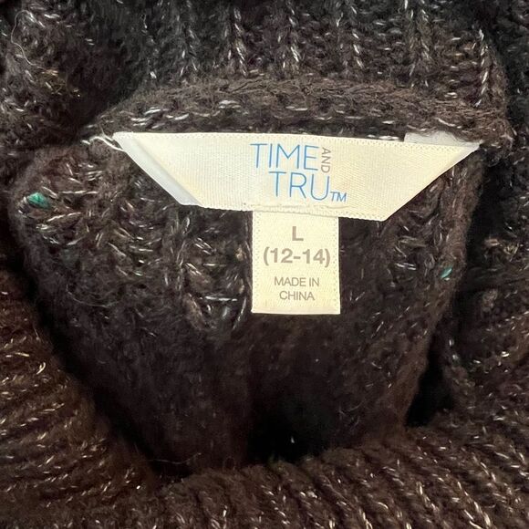 Time and Tru Sweater - Picture 6 of 7